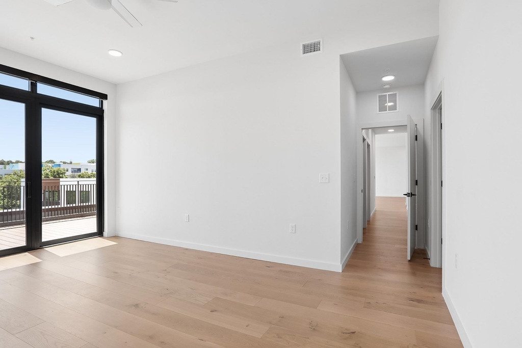 2209 S 1st St - Photo 7