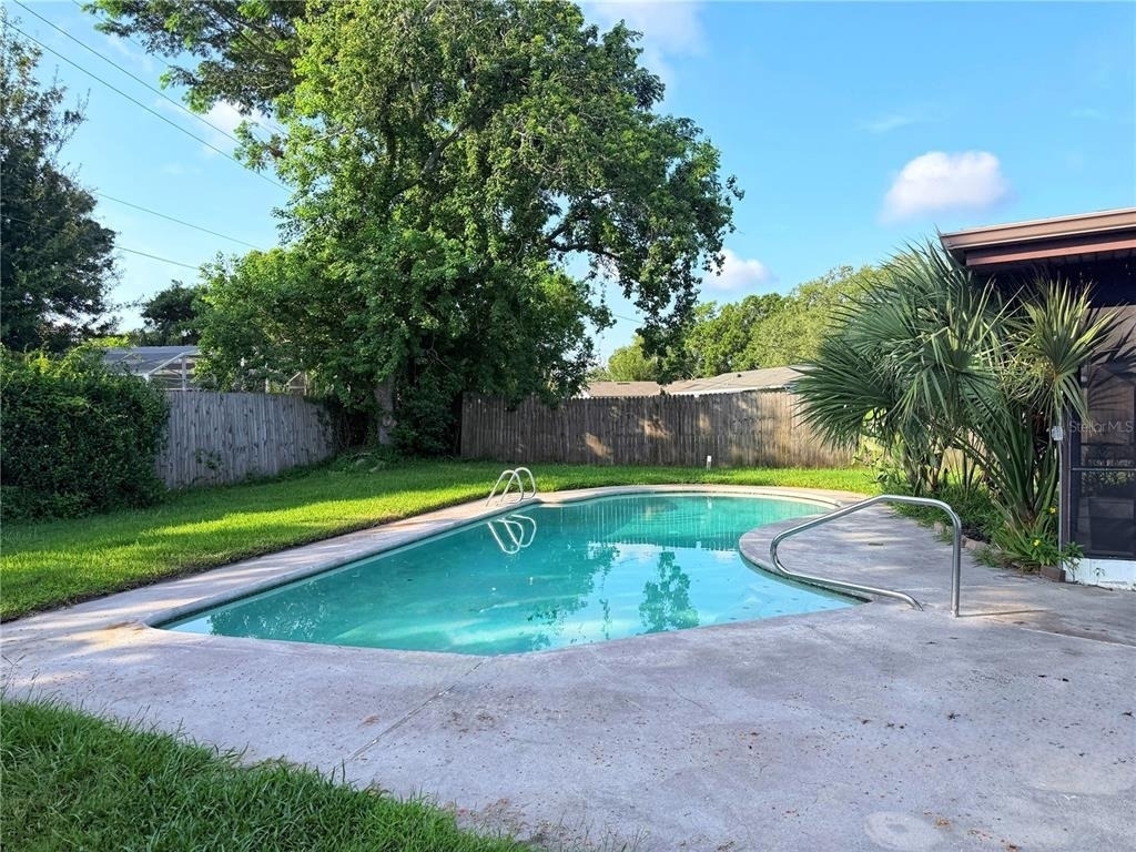912 Carvell Drive - Photo 20