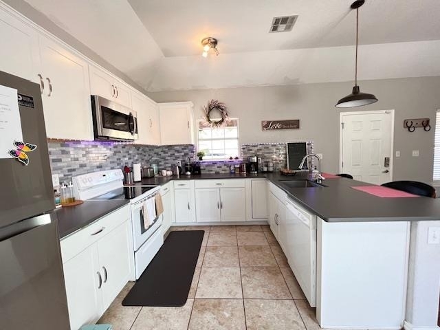 1104 Blueridge Dr - Photo 6