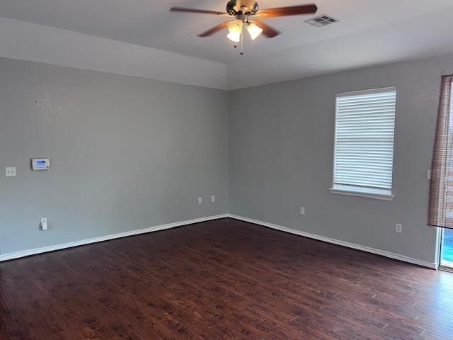 1104 Blueridge Dr - Photo 3