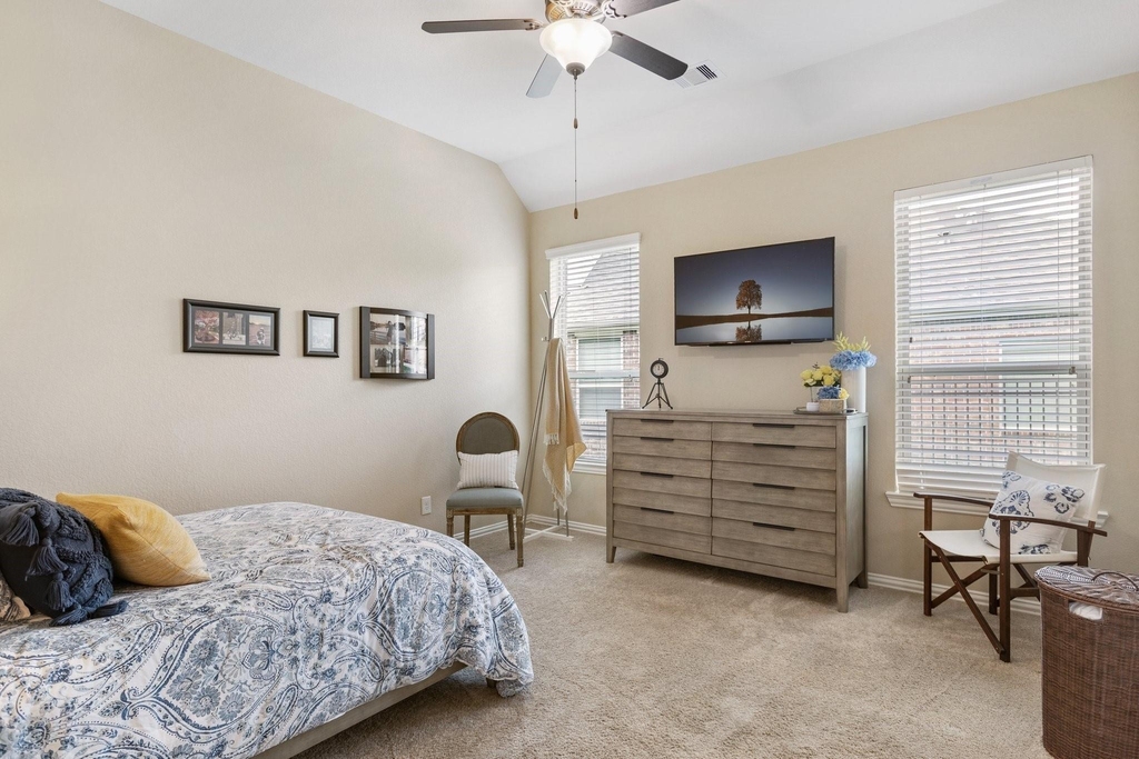 126 S Sawbridge Circle - Photo 10