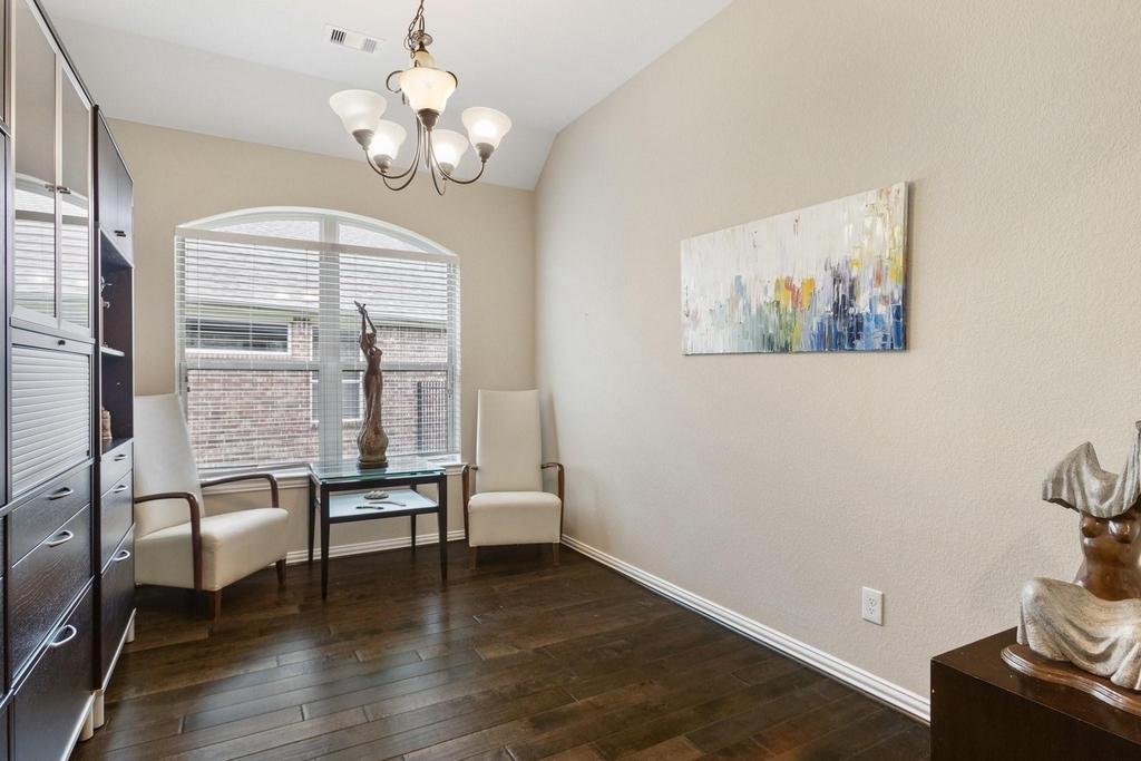 126 S Sawbridge Circle - Photo 3