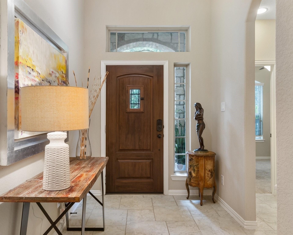 126 S Sawbridge Circle - Photo 2