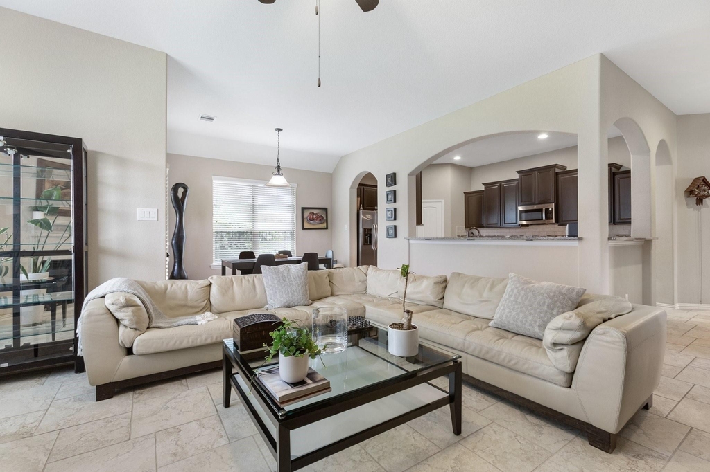 126 S Sawbridge Circle - Photo 5