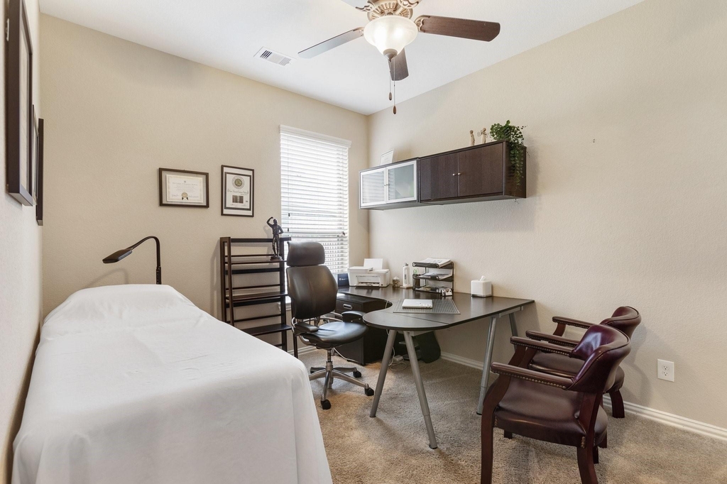 126 S Sawbridge Circle - Photo 8