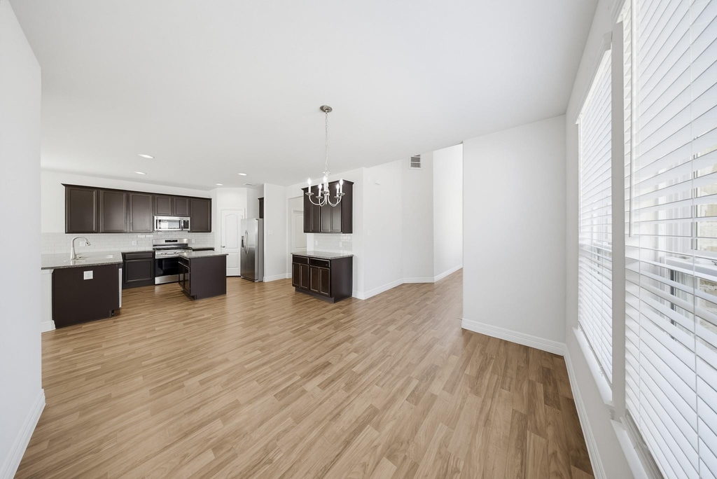 40615 Guillemont Lane - Photo 4
