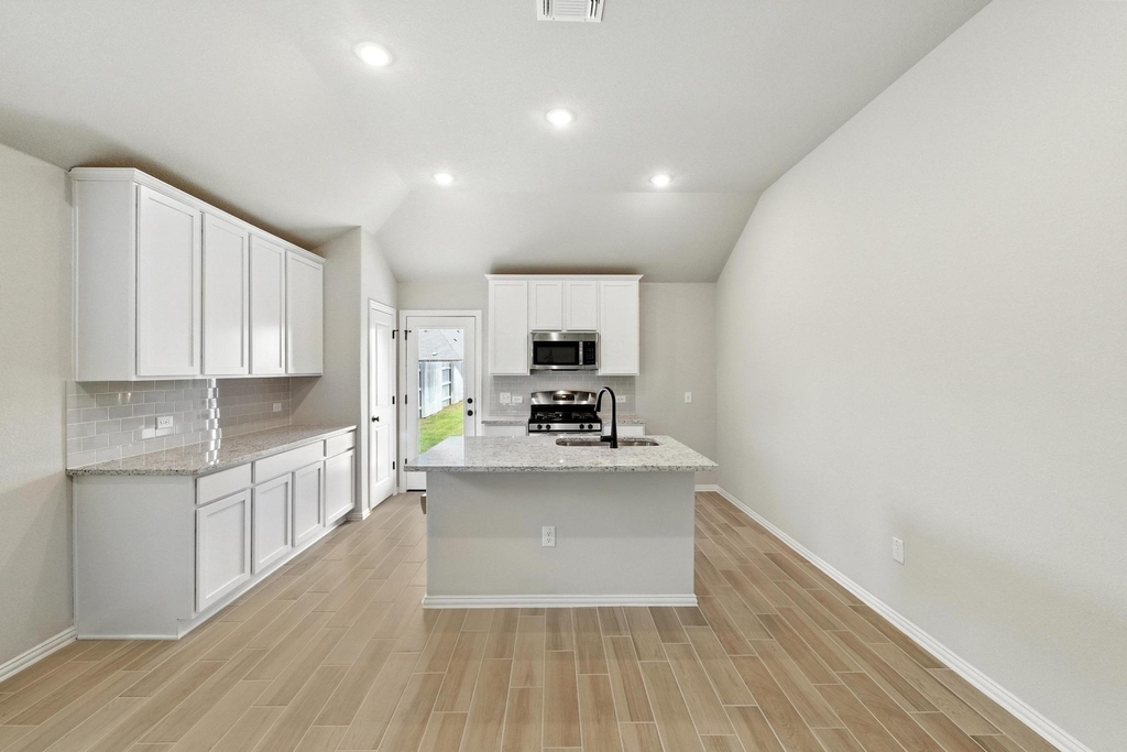 149 Hackberry Ln - Photo 8