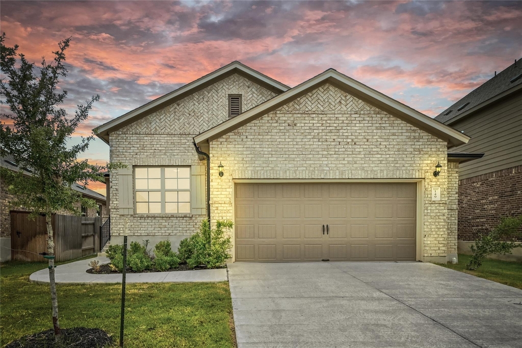 149 Hackberry Ln - Photo 1