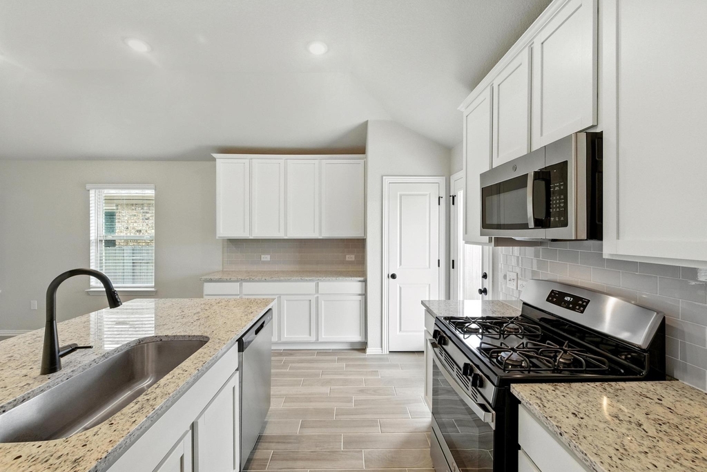 149 Hackberry Ln - Photo 11