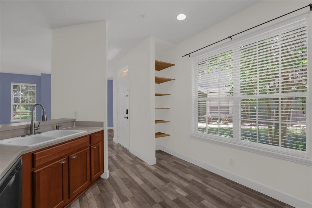 740 Ashworth Overlook Drive - Photo 11