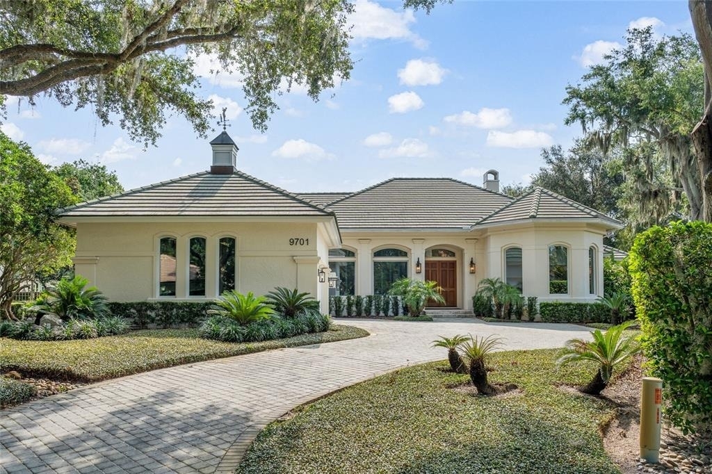9701 Lake Isleworth Court - Photo 0