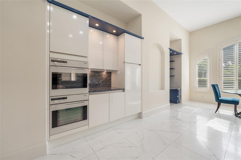 9701 Lake Isleworth Court - Photo 11
