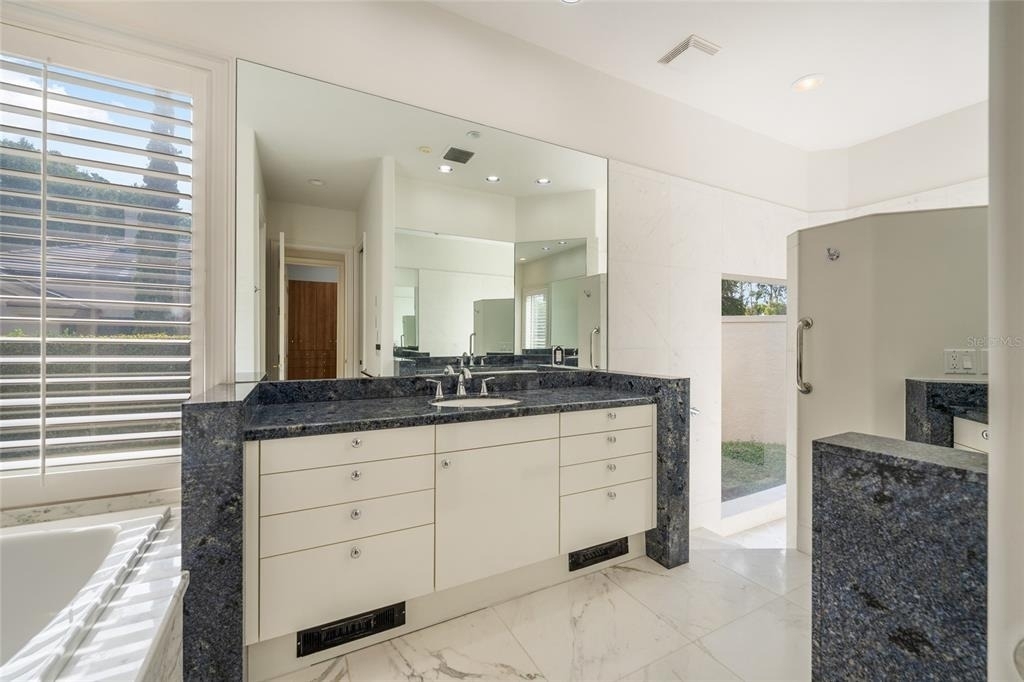 9701 Lake Isleworth Court - Photo 15