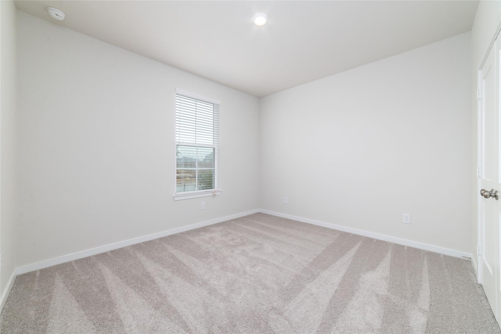 5831 Westwood Shore Drive - Photo 3