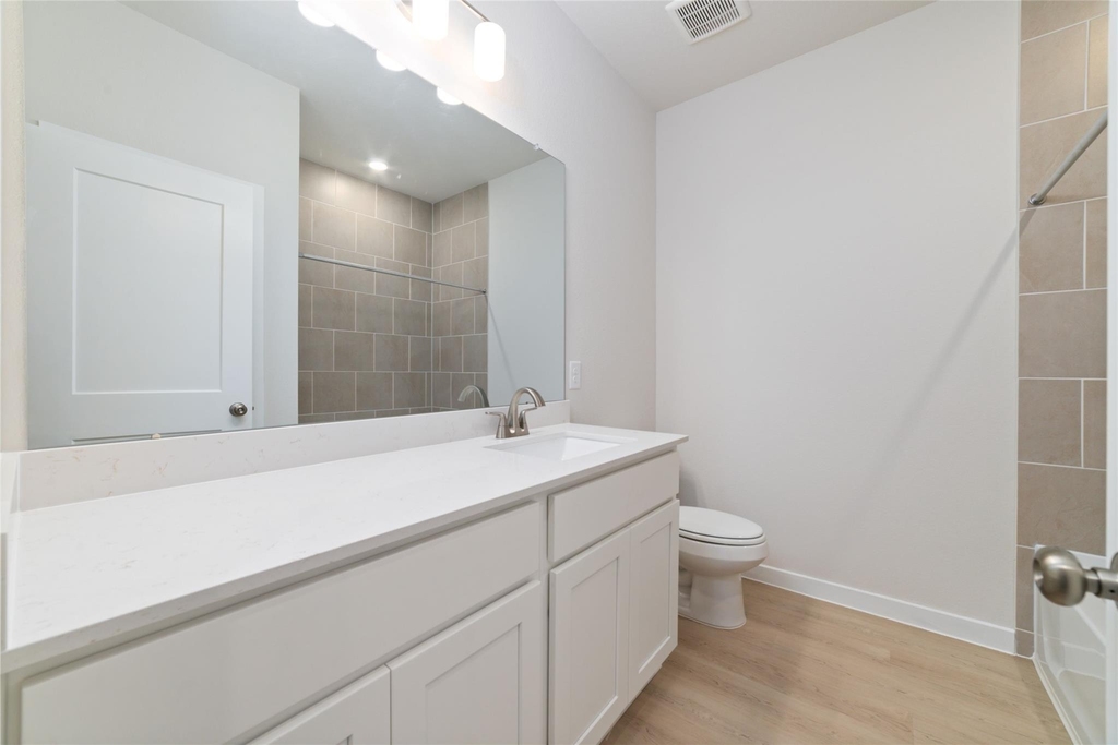 5831 Westwood Shore Drive - Photo 4