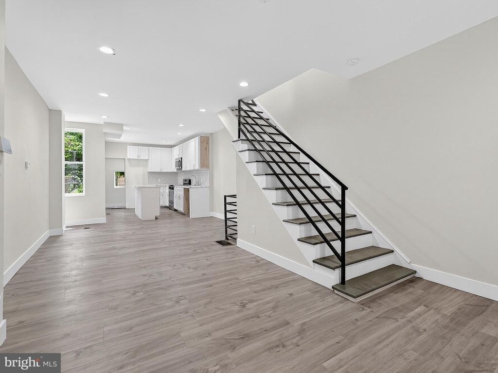 3020 Euclid Avenue - Photo 3