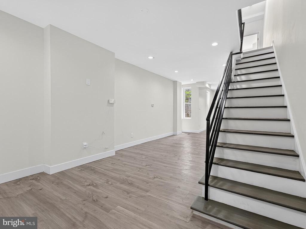 3020 Euclid Avenue - Photo 2