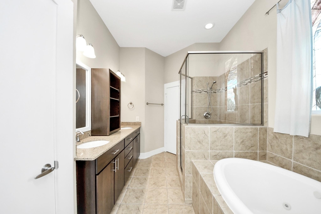 1807 W Webster Street - Photo 18