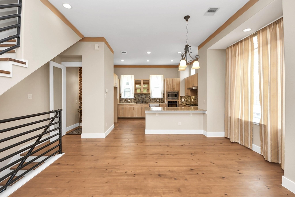 1807 W Webster Street - Photo 15