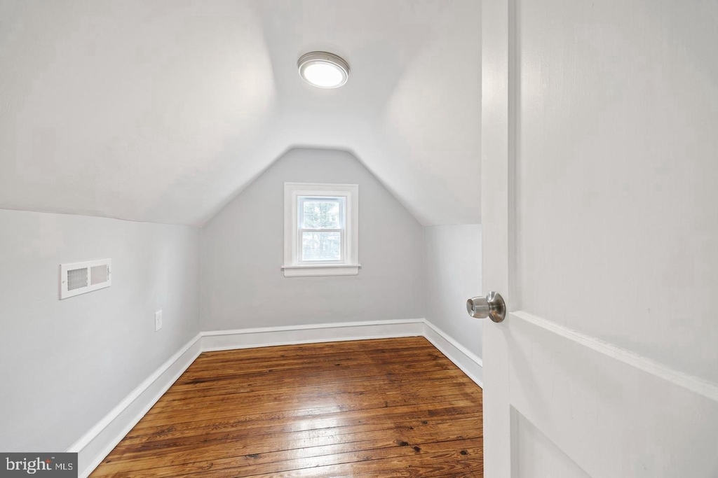 541 E Church - Photo 31