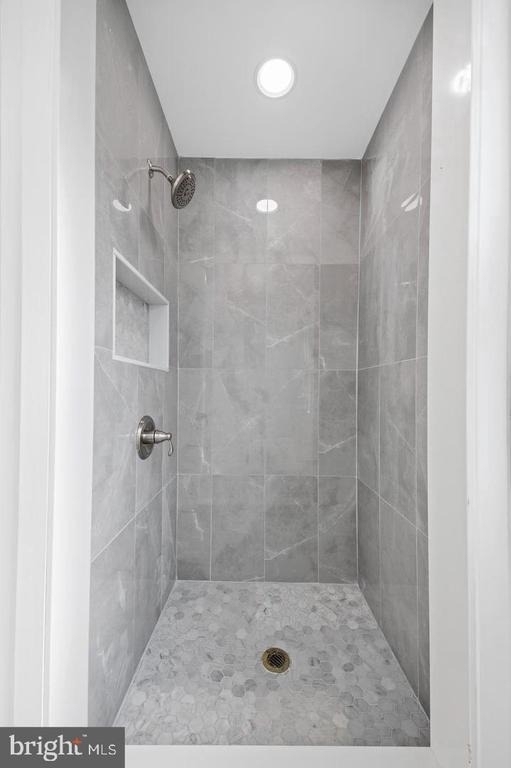 541 E Church - Photo 22