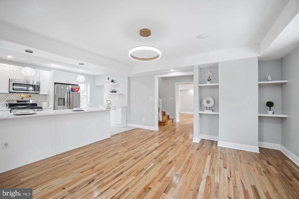541 E Church - Photo 7