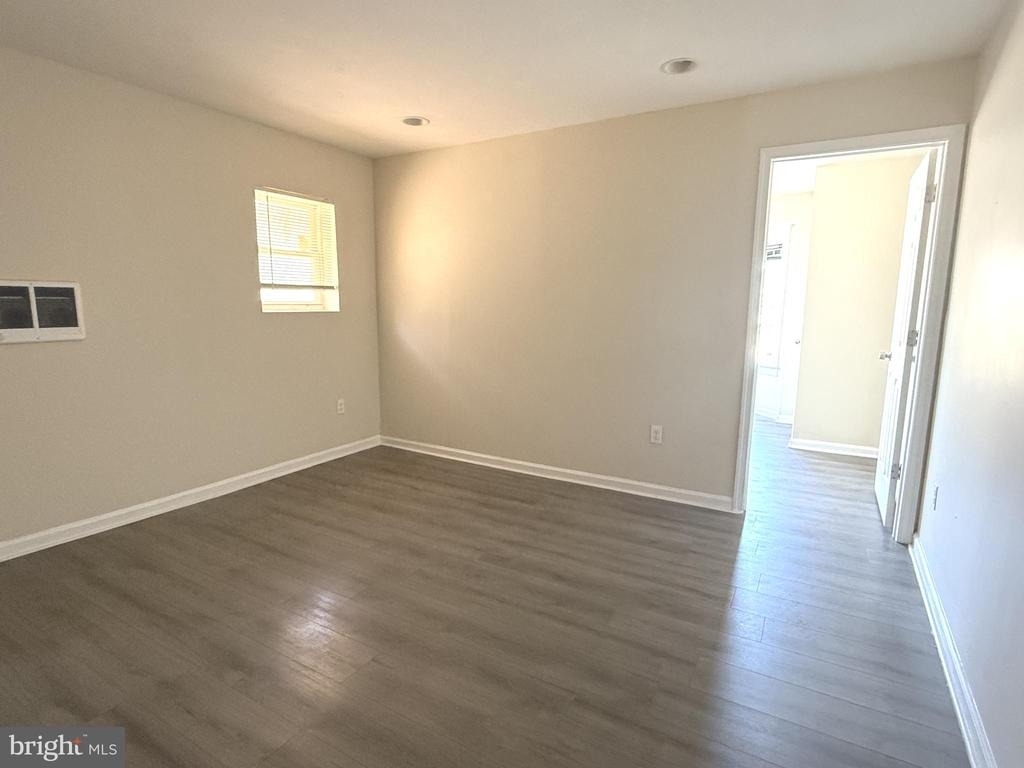 15 W 10th Street - Photo 2