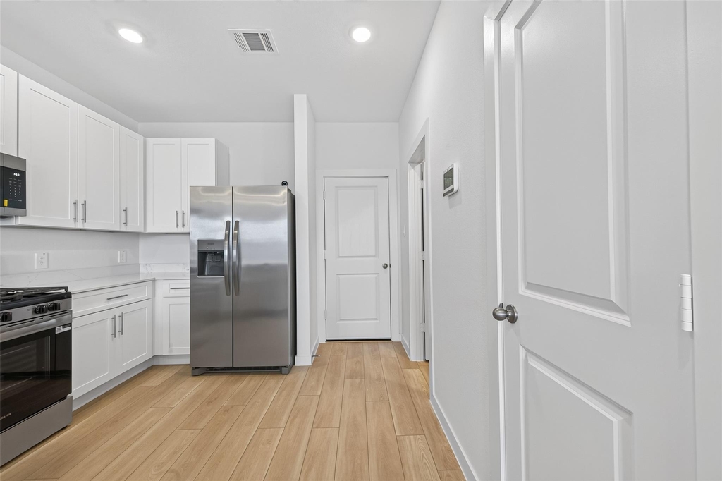 1738 Revolution Way - Photo 16