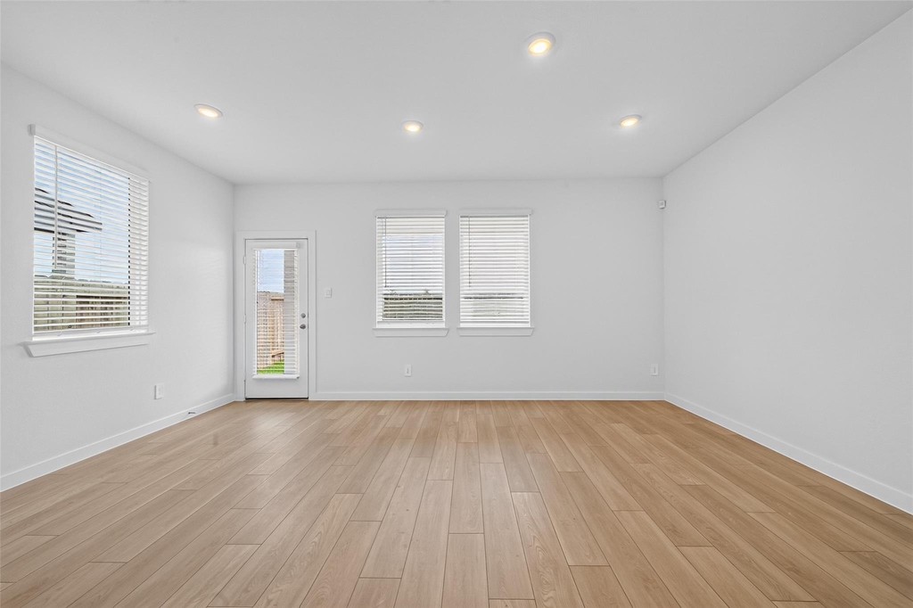 1738 Revolution Way - Photo 10