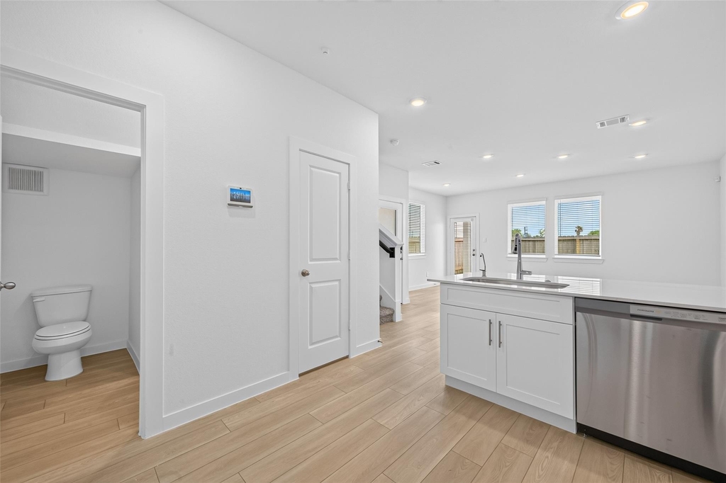 1738 Revolution Way - Photo 20
