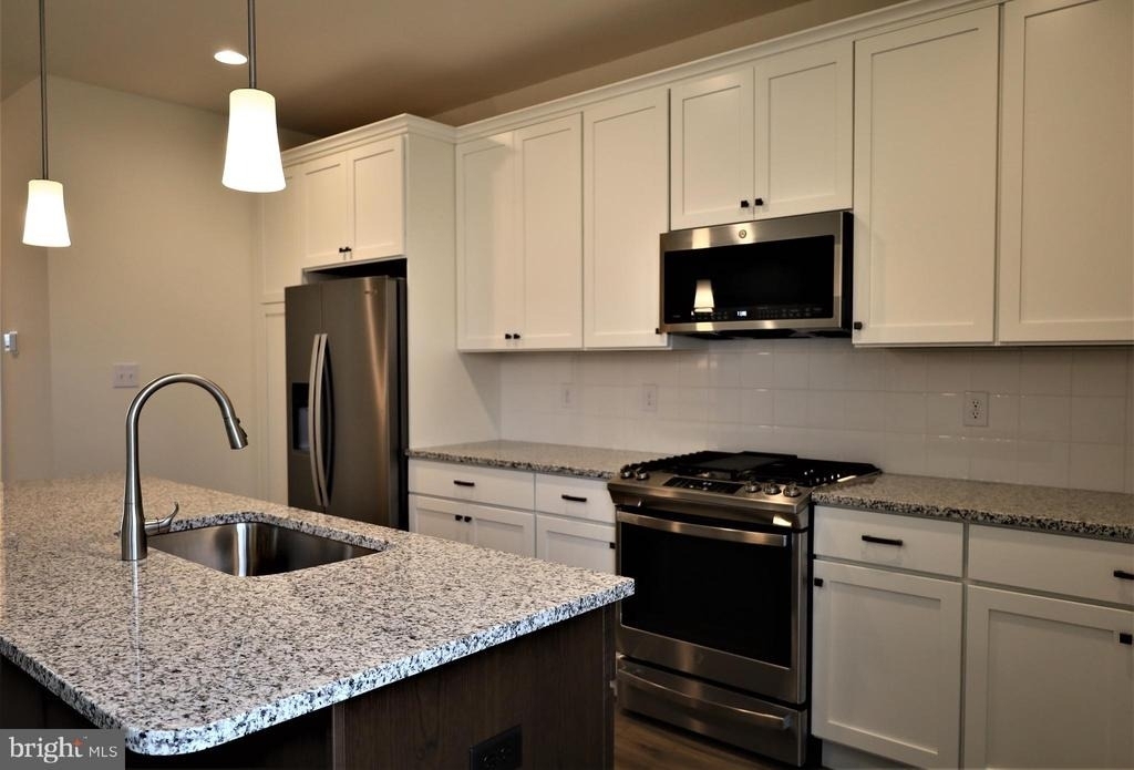 61 Becker Drive - Photo 16
