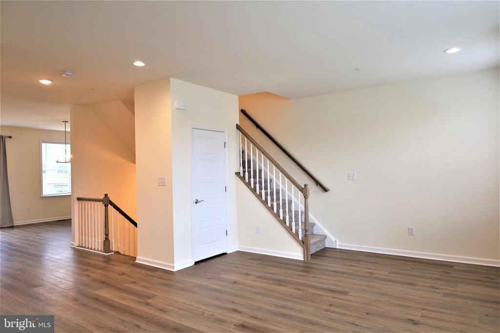 61 Becker Drive - Photo 8