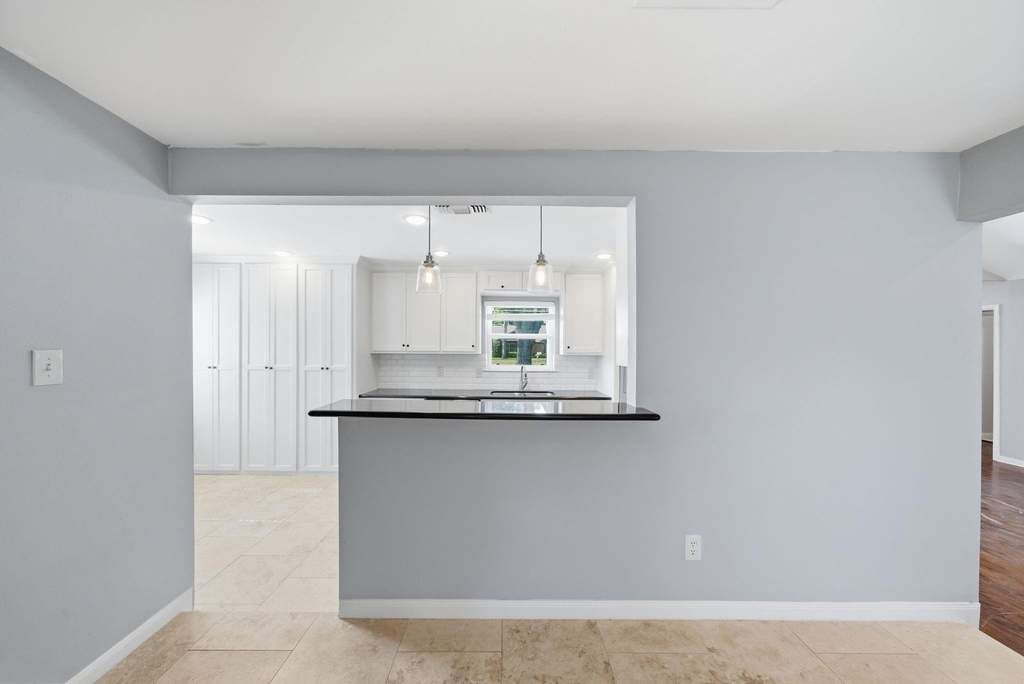 2502 Hollow Hook Road - Photo 13