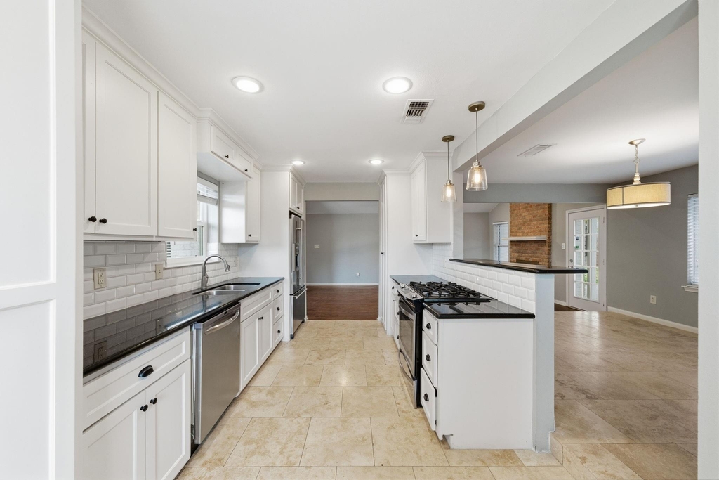 2502 Hollow Hook Road - Photo 3