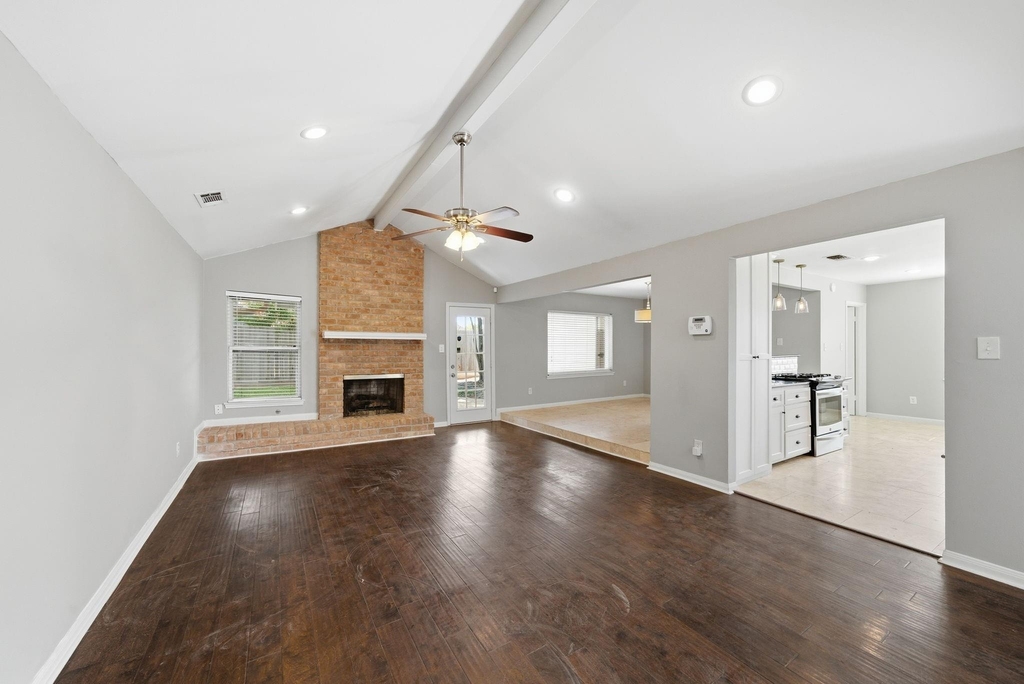 2502 Hollow Hook Road - Photo 2