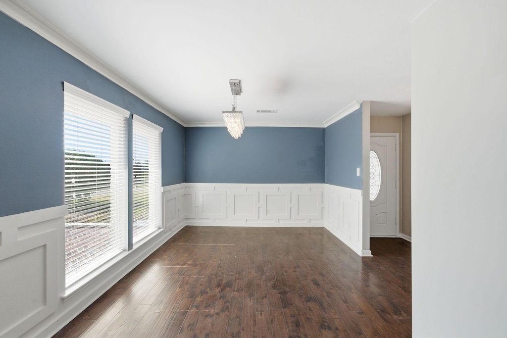 2502 Hollow Hook Road - Photo 9
