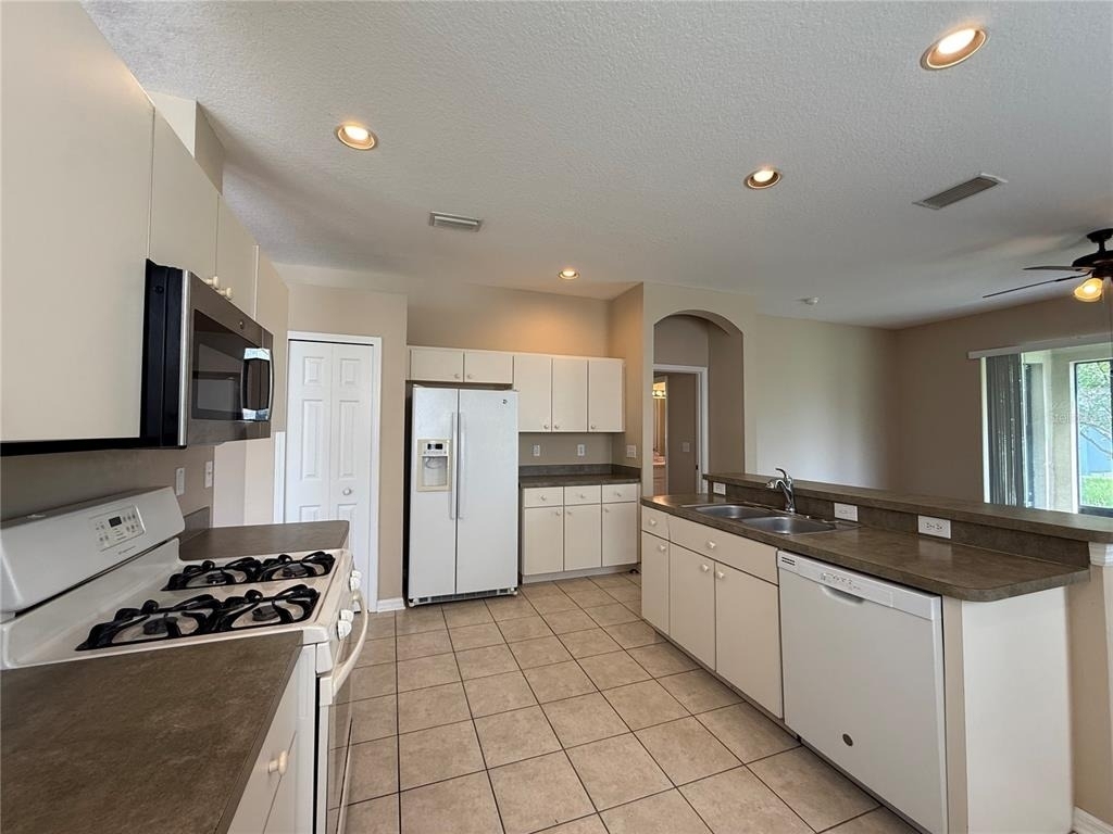 6520 Bridgecrest Drive - Photo 10
