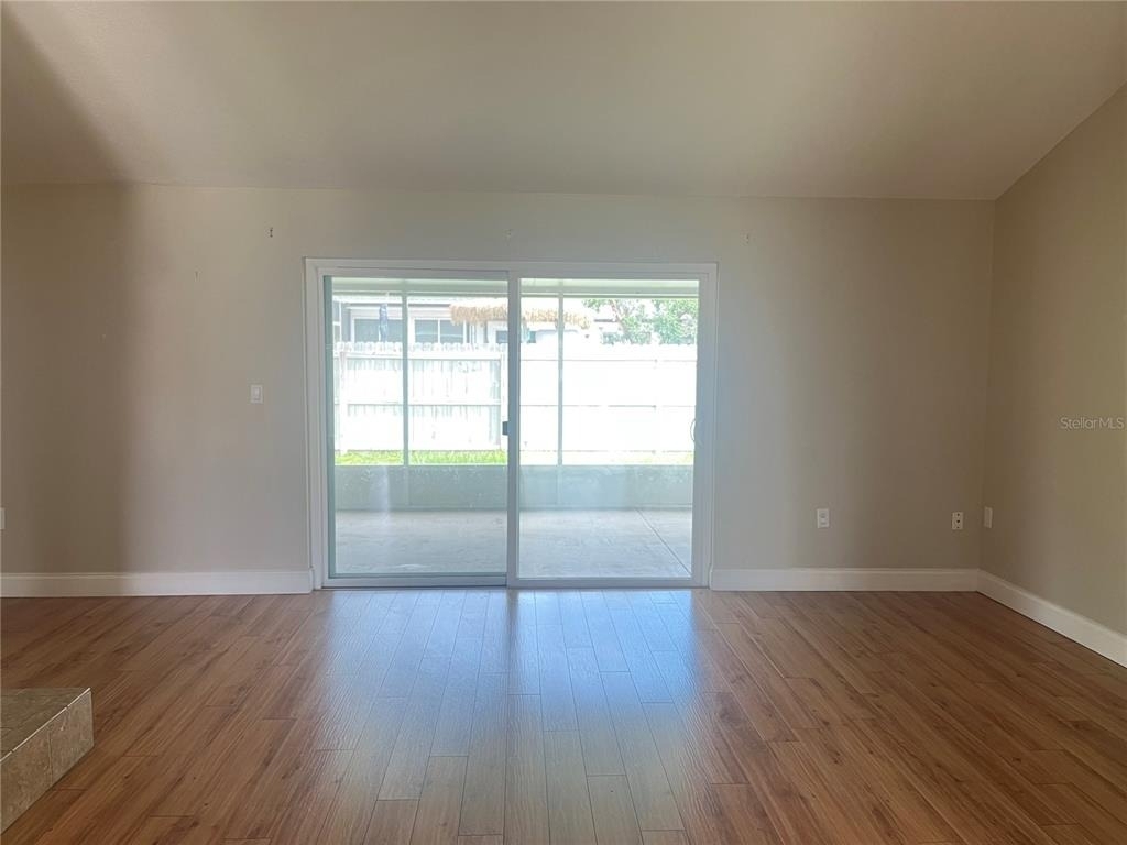 3101 Village Lane - Photo 6