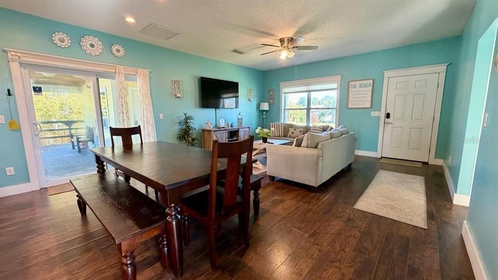 8 Moody Drive - Photo 5