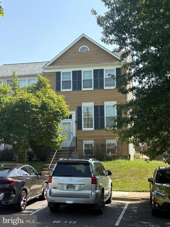 7818 Cloister Place - Photo 0