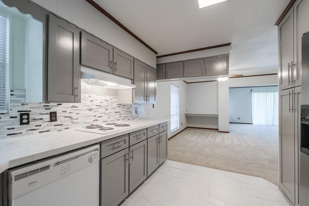 3523 Glen Haven Boulevard - Photo 7