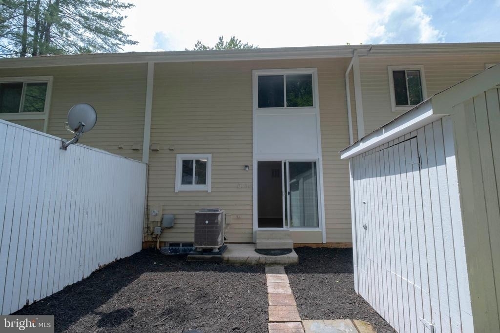 14435 Pebble Hill Lane S - Photo 38