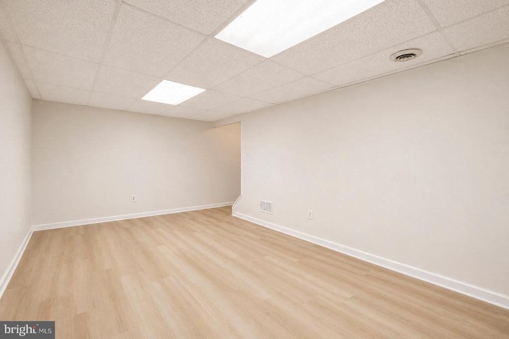 14435 Pebble Hill Lane S - Photo 18