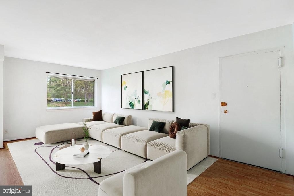 5115 Crossfield Court - Photo 4