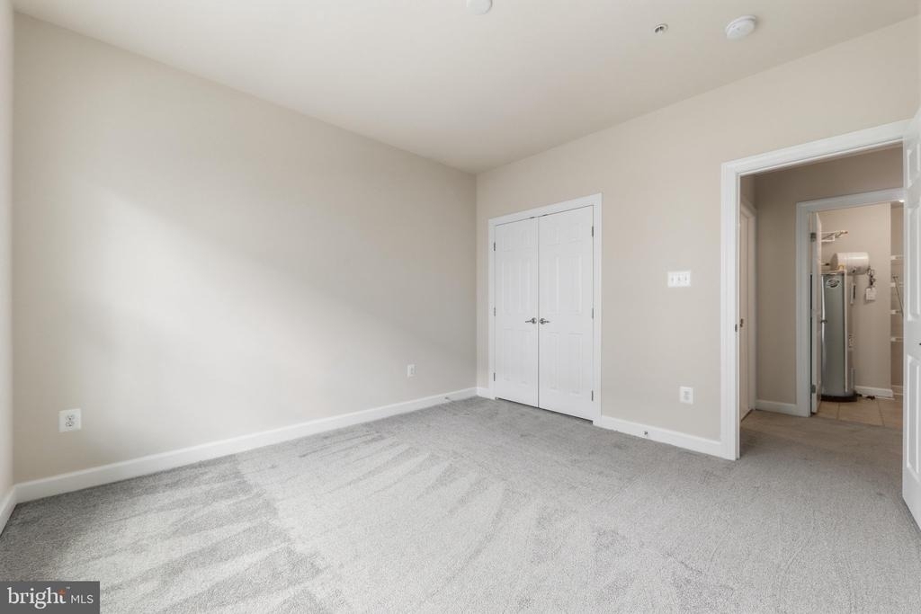 317 Community Center Avenue - Photo 21
