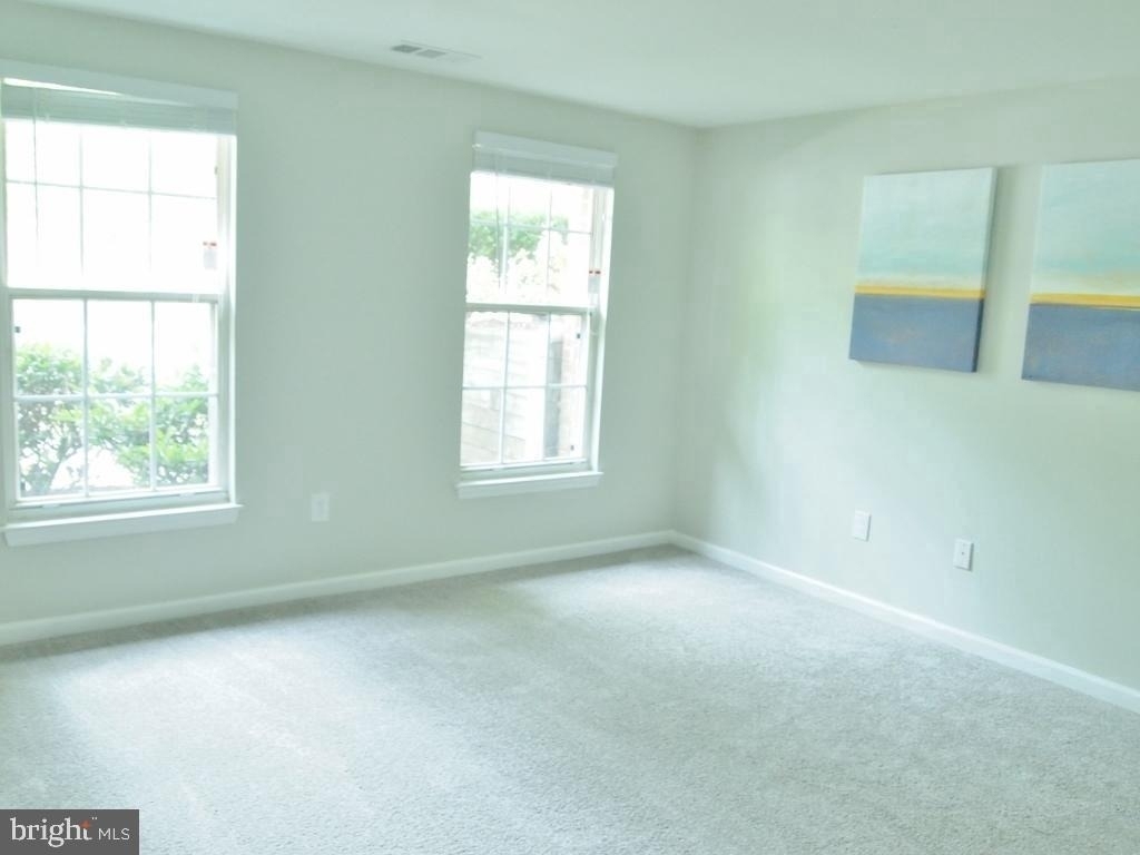 13112 Briarcliff Terrace - Photo 9