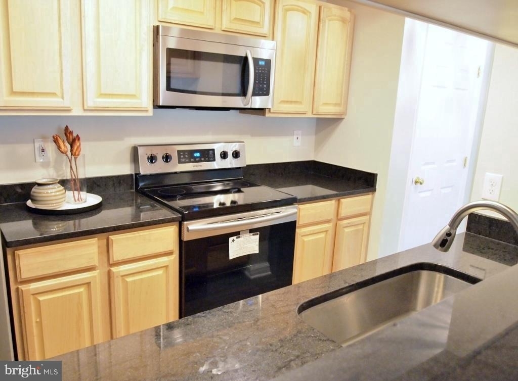 13112 Briarcliff Terrace - Photo 6