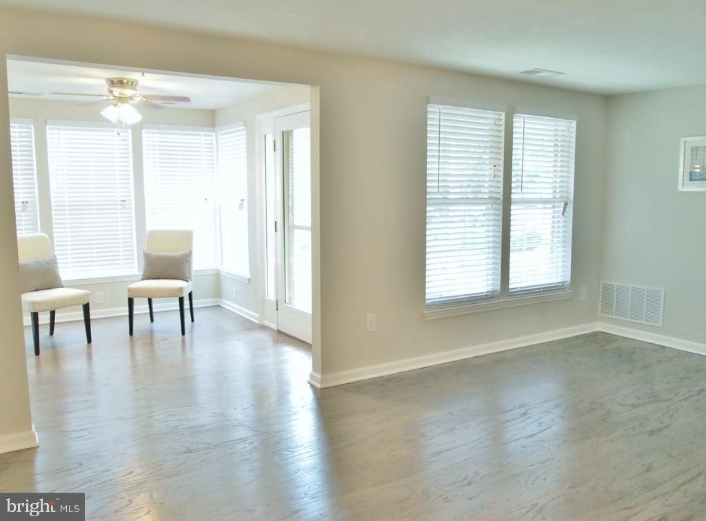 13112 Briarcliff Terrace - Photo 2