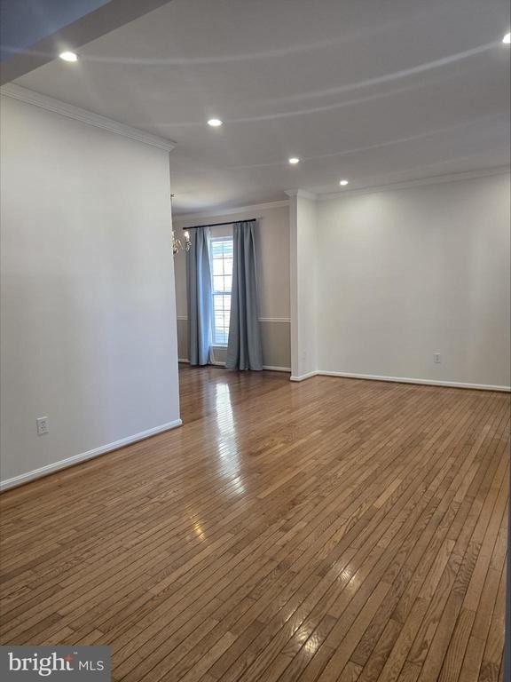 20323 Swallow Point Road - Photo 4