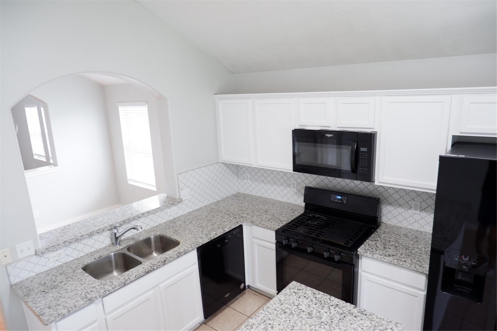 4611 Parkstone Bend Court - Photo 16